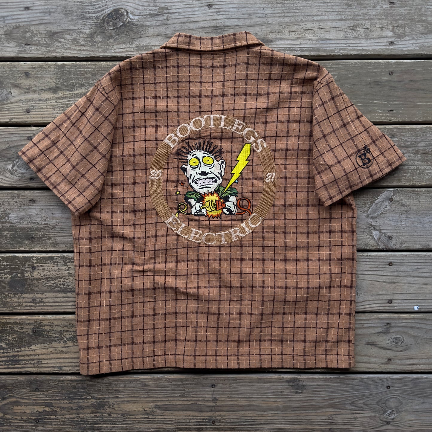 Bootlegs Electric Button-Up Flannel